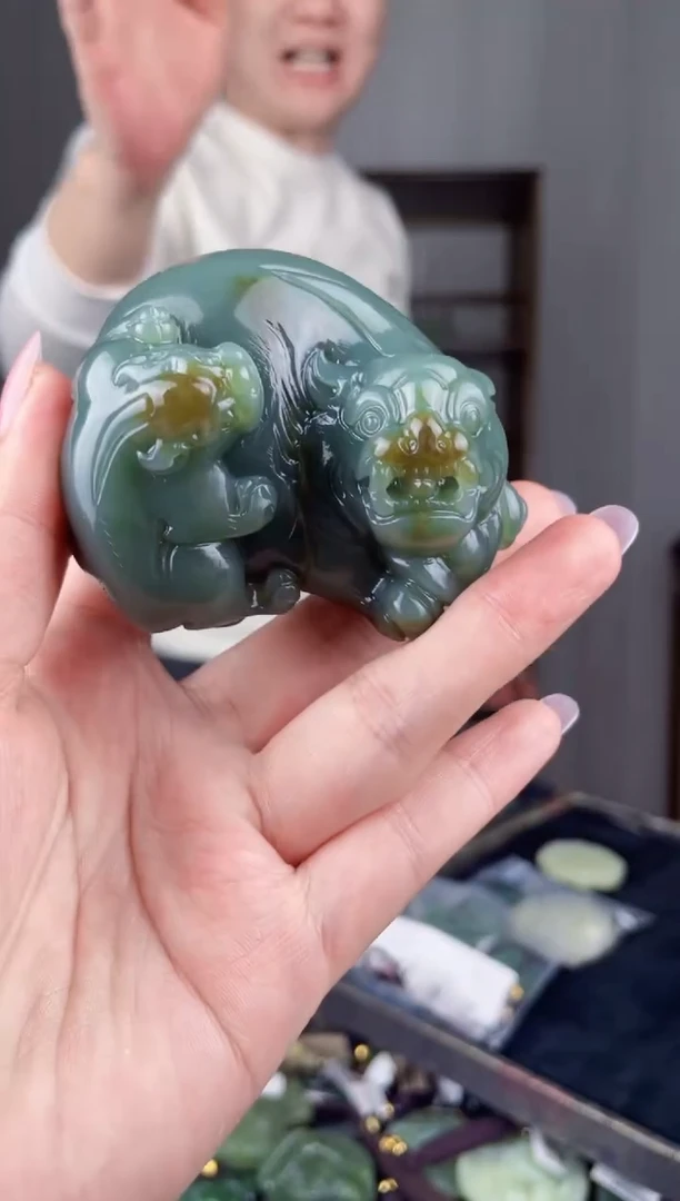 【闪购商品】和田玉挂件未镶嵌拍一发一，多样性发货！