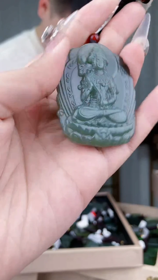 【闪购商品】和田玉挂件未镶嵌拍一发一，多样性发货！