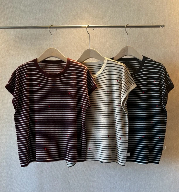 24新款条纹 针织衫A1153B64041Y80 M6F15显瘦时尚休闲百搭圆领