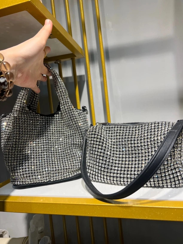2024新款时尚单肩钻石包