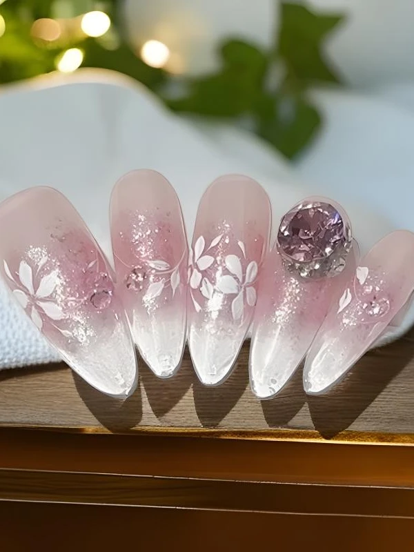 巴仑美【花开盛夏】冰透梨花 纯手工可重复穿戴美甲 施家华子钻