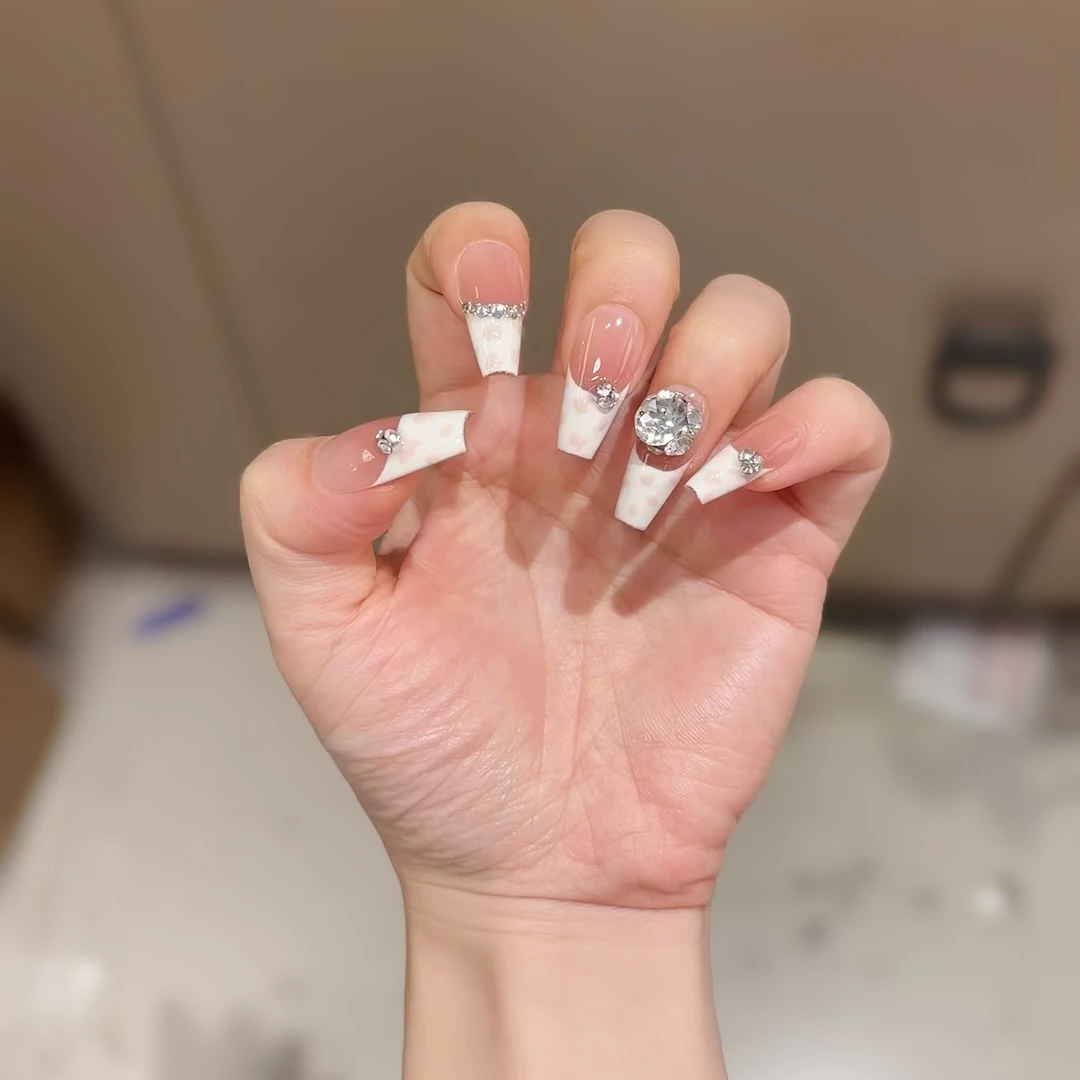 巴仑美【冰杏气泡】青涩少女法式 可重复穿戴甲少女美甲 施家华子钻
