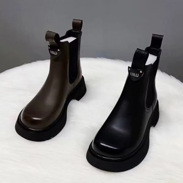 网红爆款马丁靴女冬季爆款时尚休闲潮流中筒百搭圆头英伦风靴