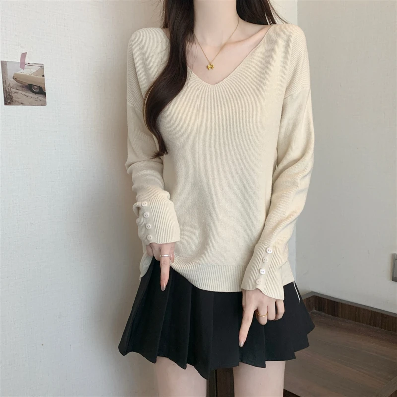 微胖宽松显瘦V领针织衫春秋新款胖MM毛衣内搭落肩袖百搭打底上衣