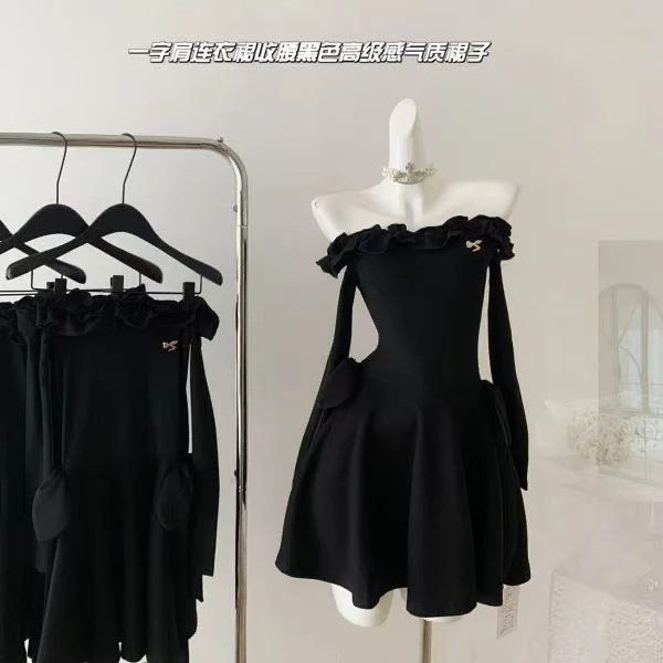 小香风一字肩显瘦连衣裙收腰黑色高级感气质裙子法式小黑裙
