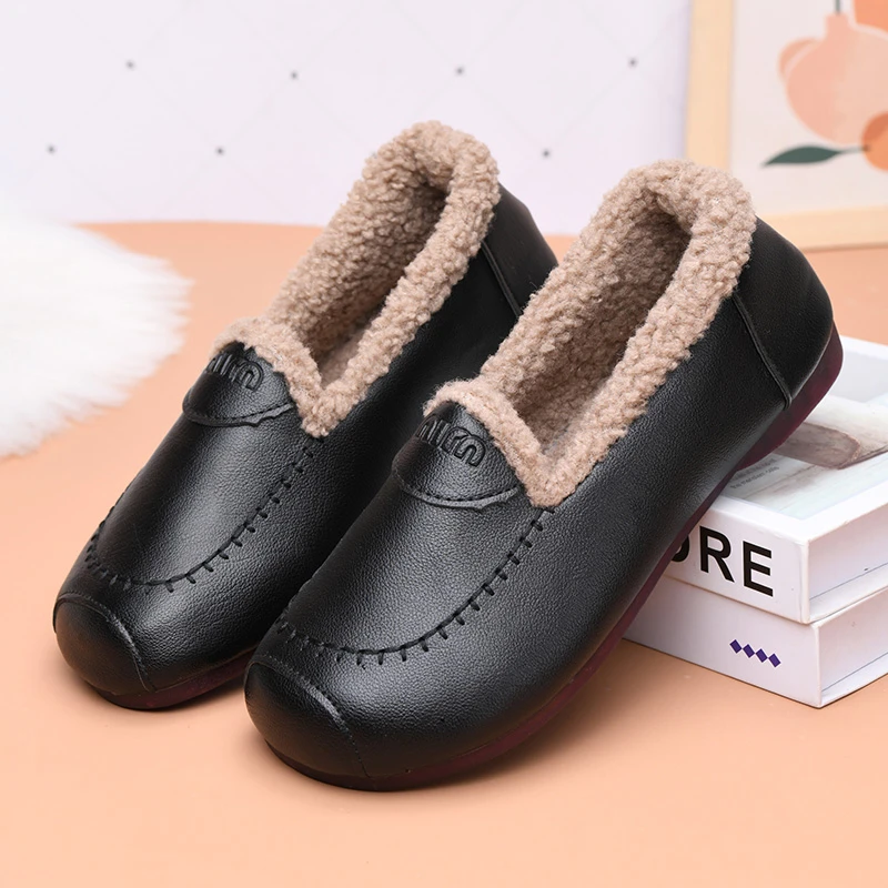 冬季新款老北京棉鞋女加绒保暖妈妈鞋中老年一脚蹬软底防滑鞋子