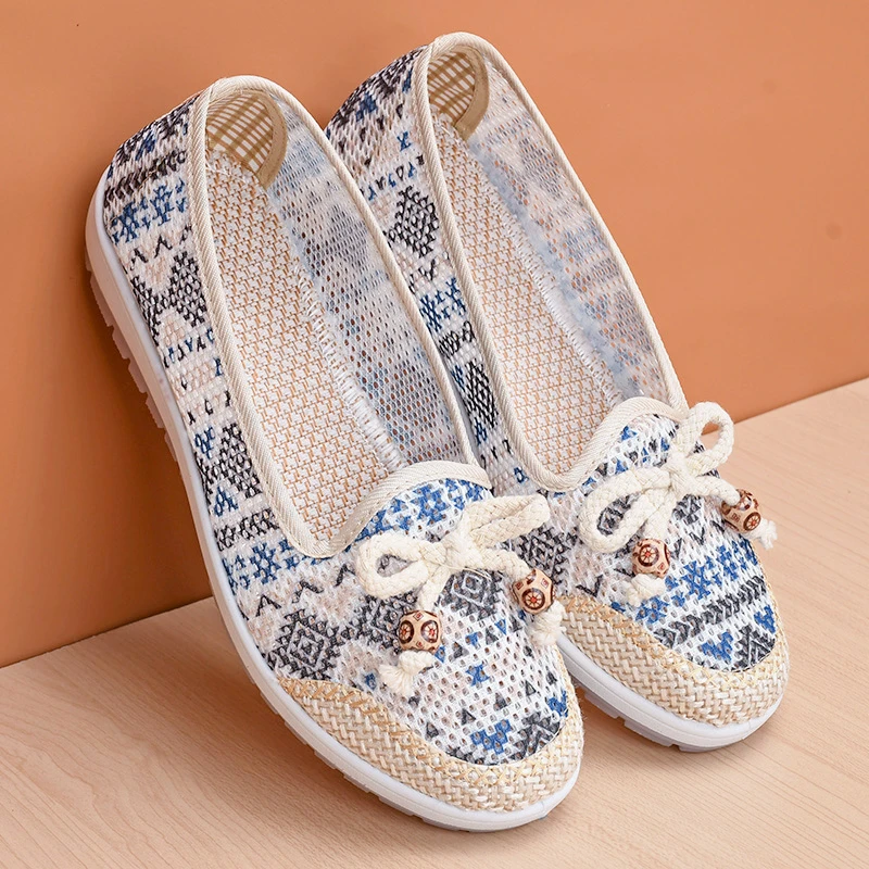 夏季老北京布鞋女鞋透气软底防滑妈妈平底舒适休闲网面鞋子