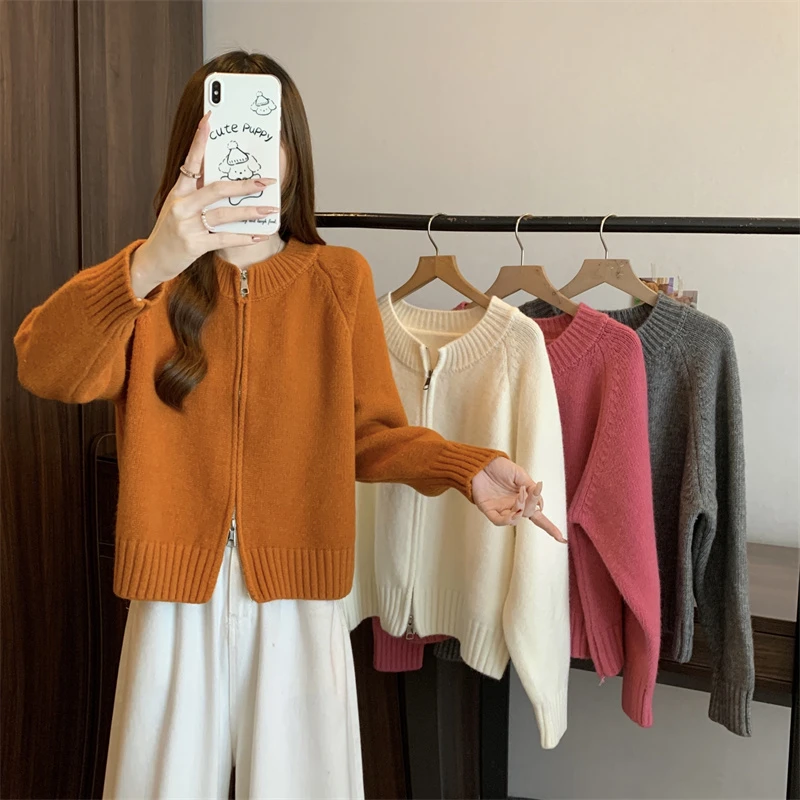 大码女装秋冬季新款网红百搭宽松小众炸街高级感女装毛衣开衫拉链