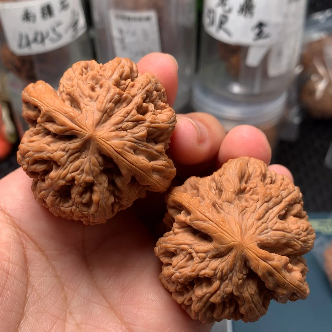 文玩核桃把件    47-12748-5