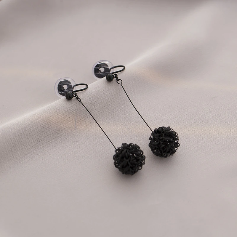 合金耳饰 小众设计感黑色镂空鸟巢显瘦气质时尚高级感无耳洞耳夹