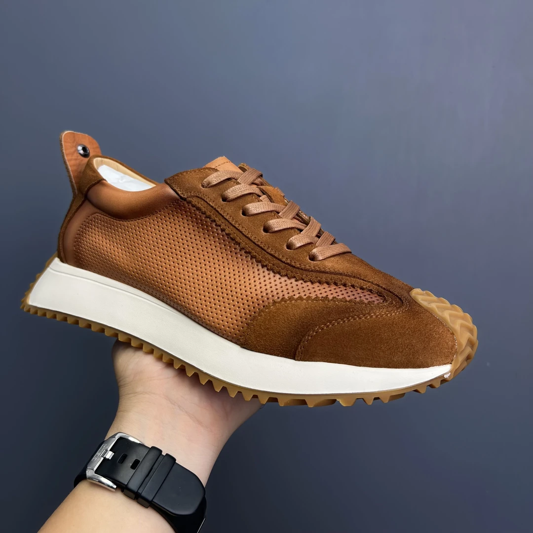 复古高端男鞋真皮透气打孔休闲运动鞋阿甘鞋男板鞋纯牛皮软底舒适