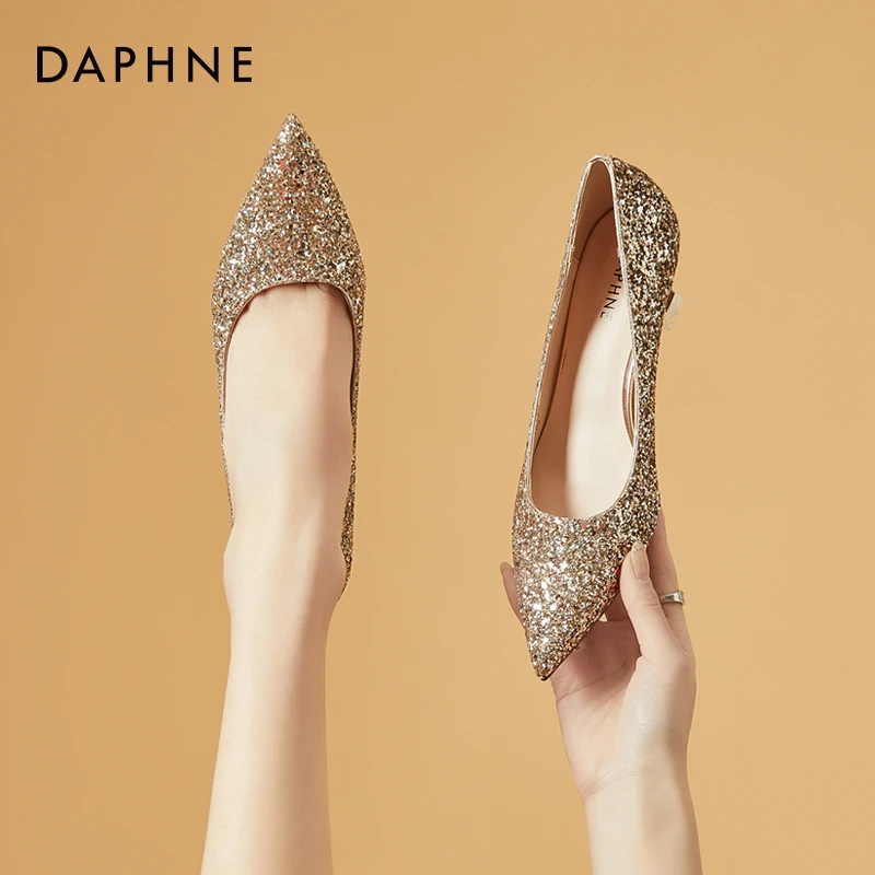 达芙妮水晶高跟鞋女2025性感高级跟婚鞋新娘鞋细跟尖头婚纱伴娘鞋