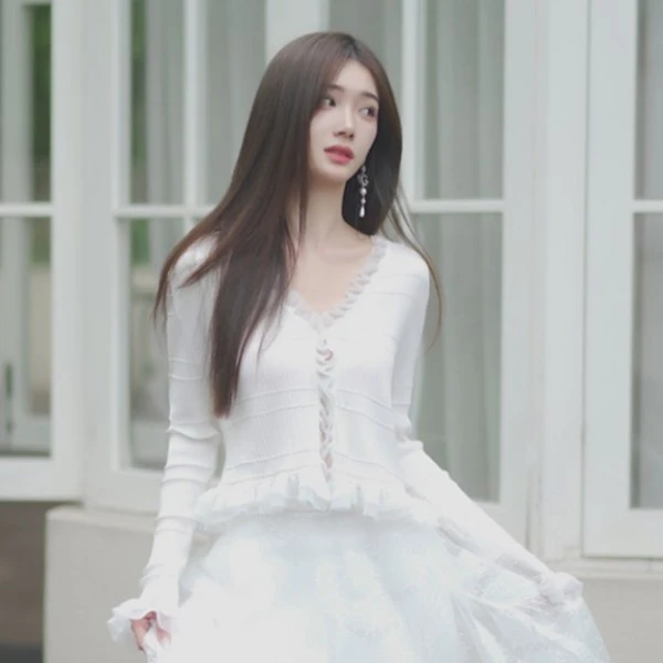 哥文花园春装新款荷叶边温柔针织开衫女外薄外套CTA3045180