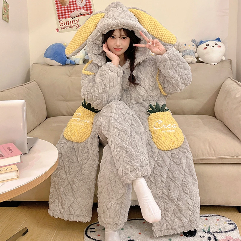 三层夹棉加厚睡袍冬季珊瑚绒睡衣女士卡通秋冬可外穿家居服 8993