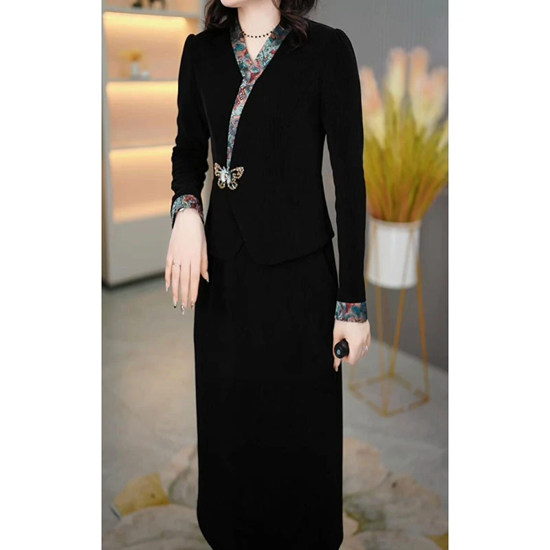 雪尼尔长袖女装连衣裙秋冬季2024新款气质中式黑色中长款打底裙子