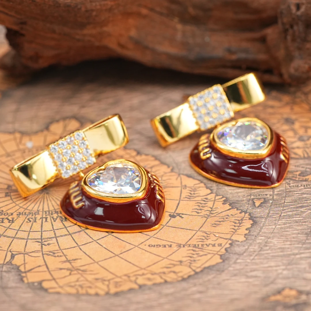 铜合金耳饰 【587】LeLe 耳钉 红色滴釉爱心简约时尚小众设计感