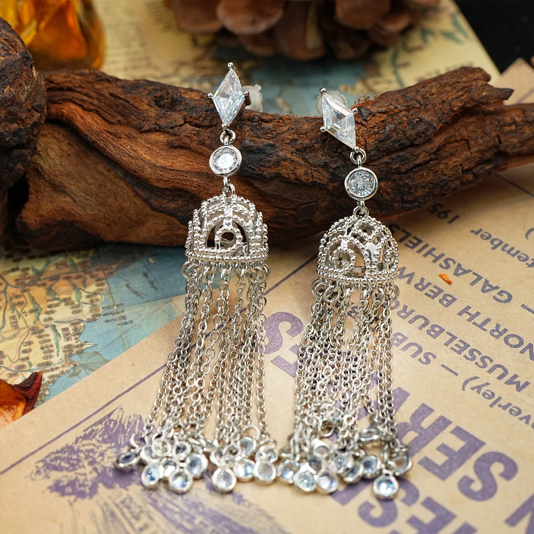 铜合金耳饰 LeLe 耳钉 满钻镶嵌灯笼轻奢精致流苏长款重工 8021