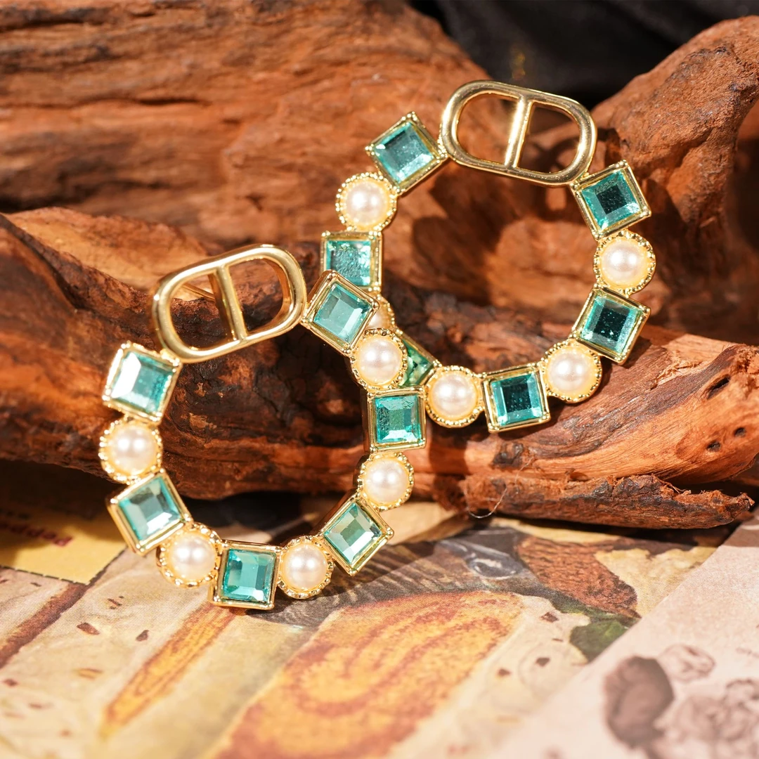 铜合金耳饰 LeLe 耳钉 高奢设计师款式珠珠拼钻法式气质 9801