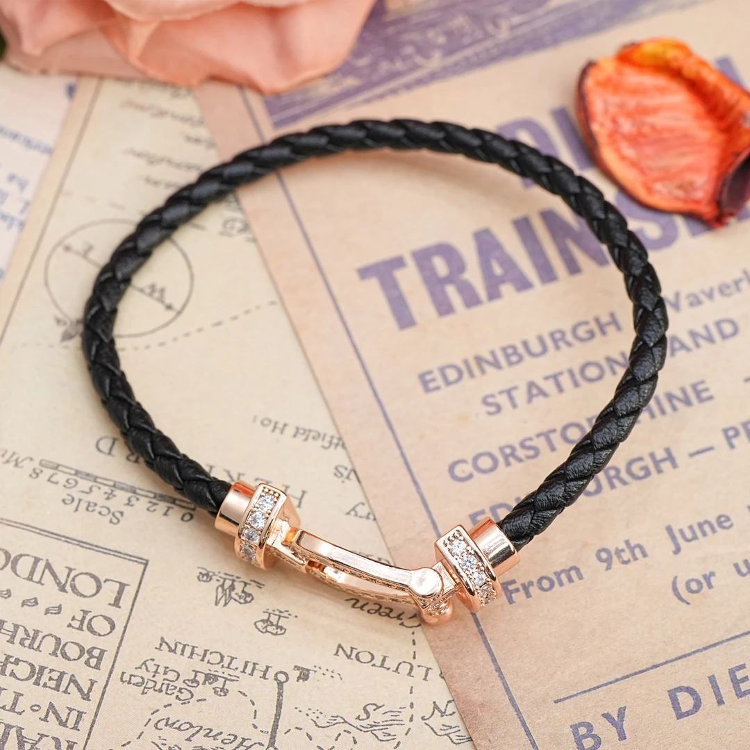 铜合金手链 LeLe 手链 法式轻奢大号马蹄时尚造型（主链：18cm）4483