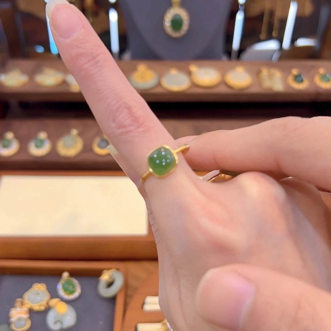 【闪购商品】和田玉戒指未镶嵌