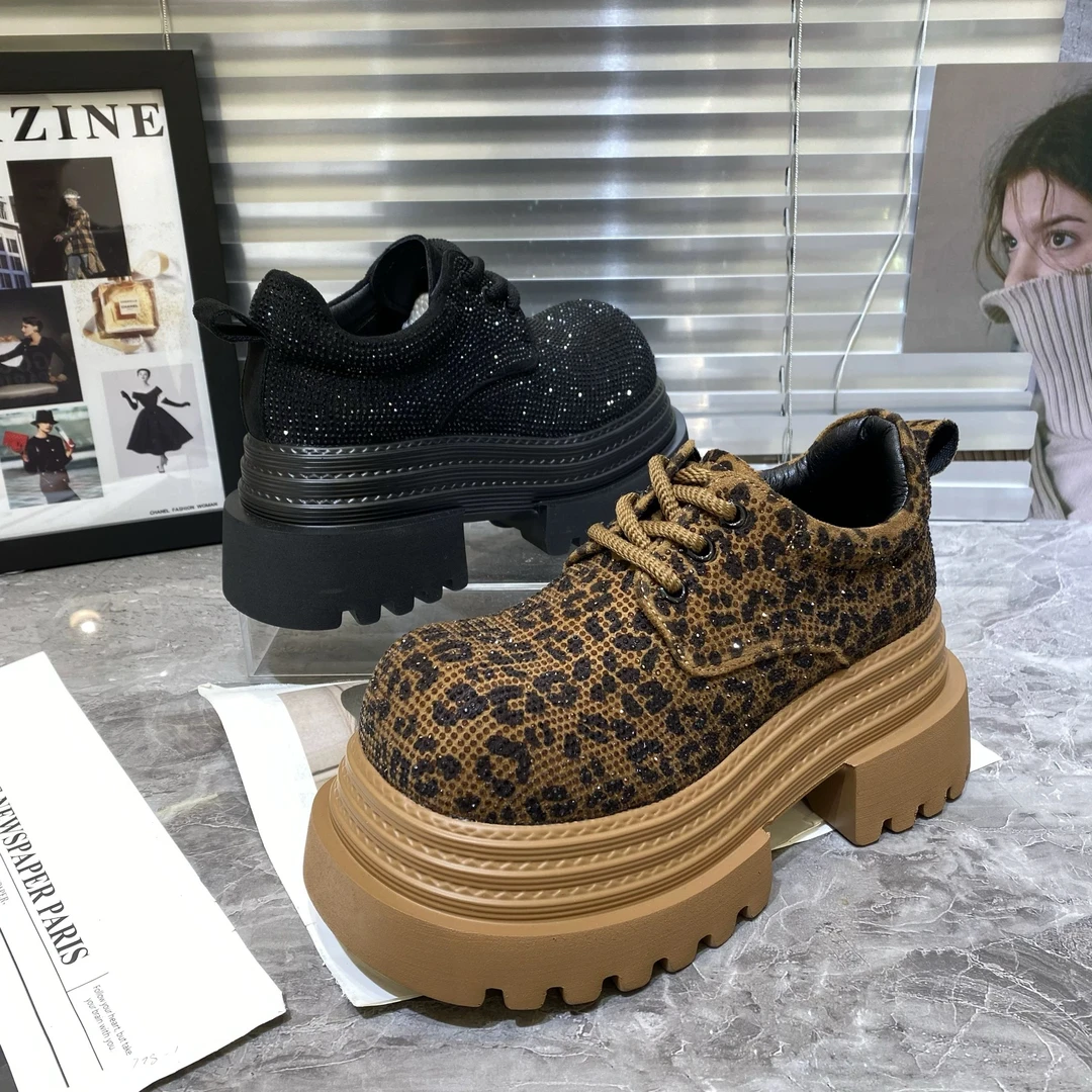 2025早春女鞋松糕厚底薄绒休闲鞋全钻矮腰系带潮鞋乐福鞋211-3沃