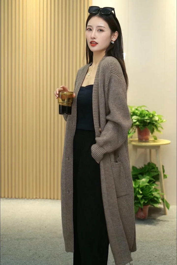 【羊之洋】休闲宽松简约百搭元宝针遮肉显瘦竖坑条针织V领长款开衫