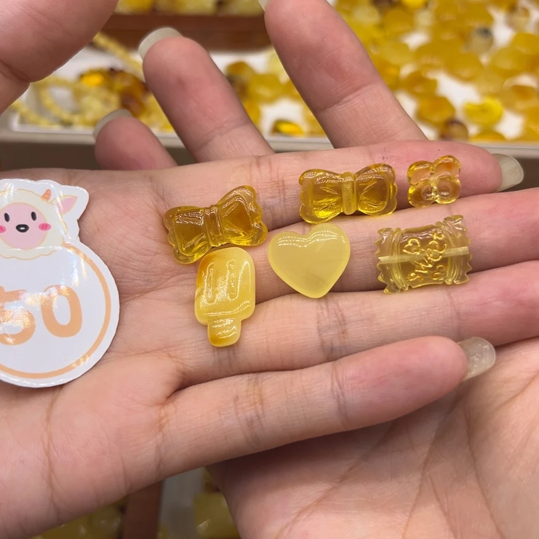 琥珀裸石未镶嵌y****n琥珀