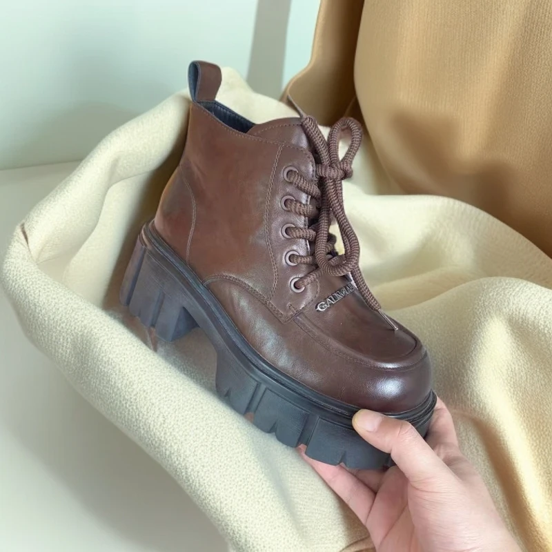 1167-D1-单里新款高帮靴子女粗跟小短靴欧货时尚马丁靴英伦风