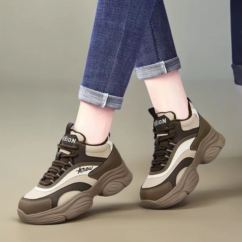 9805-A7-秋厚底季时尚百搭真皮时尚休闲鞋