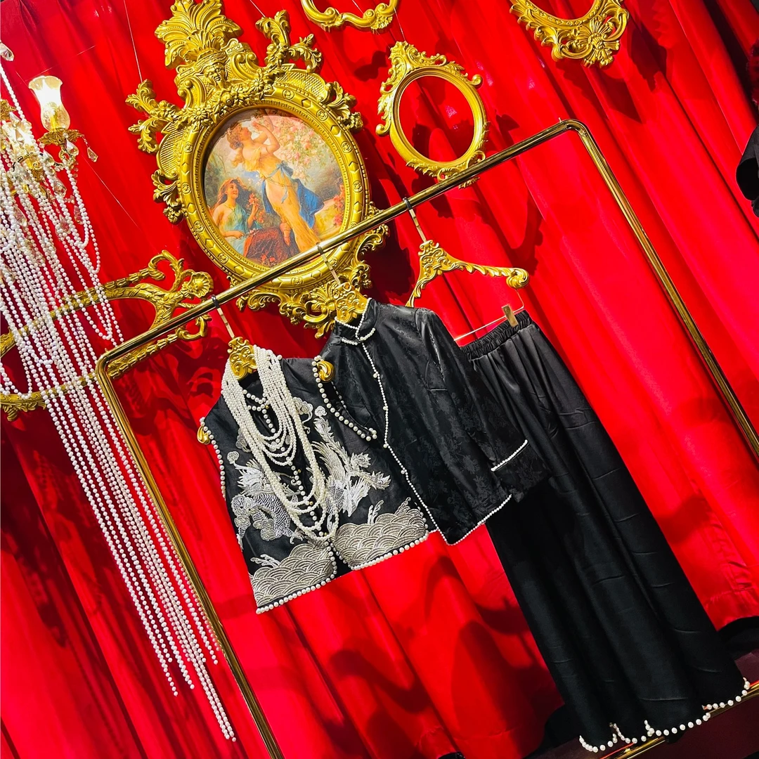 重磅金银丝线龙凤呈祥气场十足大牌套装