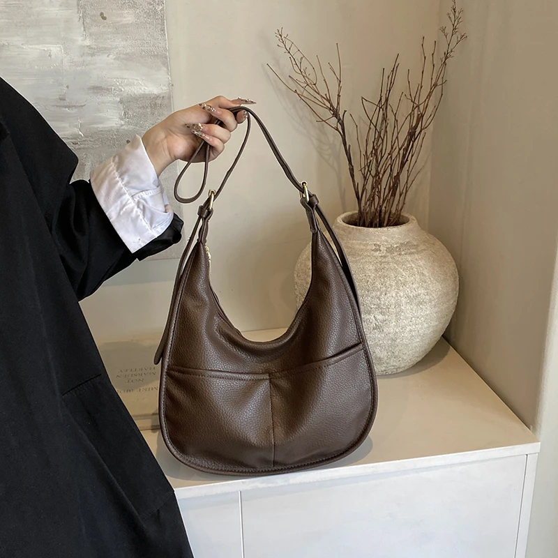 美拉德高级包女大容量托特百搭通勤双肩包秋冬外出背包包