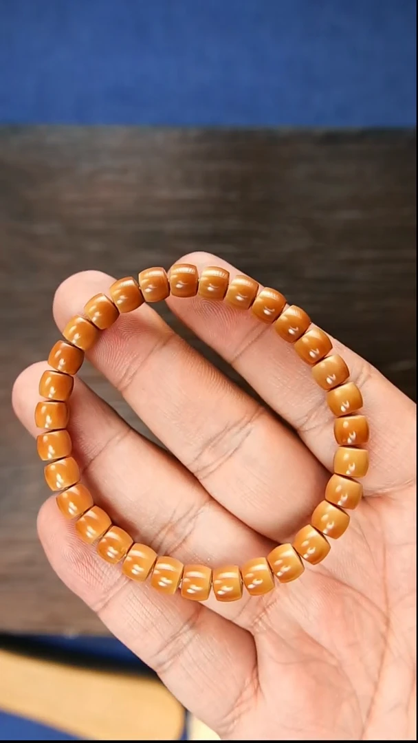 【闪购商品】橄榄核手串0.75 S级核尖直切单圈