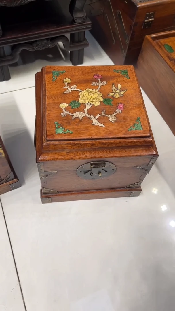 【闪购商品】木花开富贵螺钿官印箱