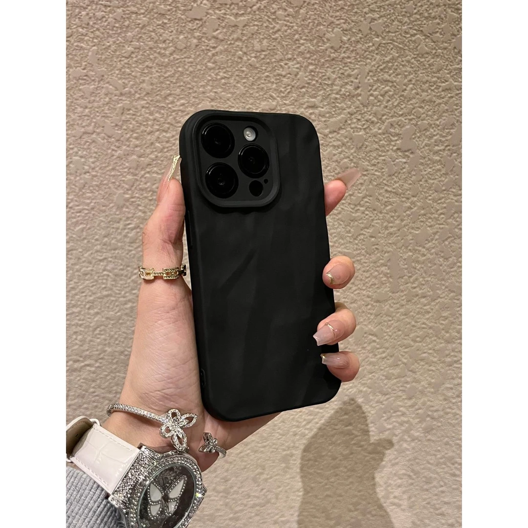 高级黑褶皱iPhone15Promax手机壳苹果13/14小众百搭12全包11女xr