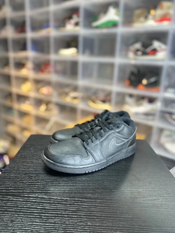 aj1黑武士/42.5/已精洗/全新参考价3117