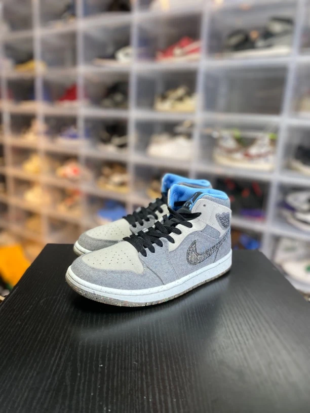 aj1灰黑蓝休闲鞋/40.5/已精洗/全新参考价1486