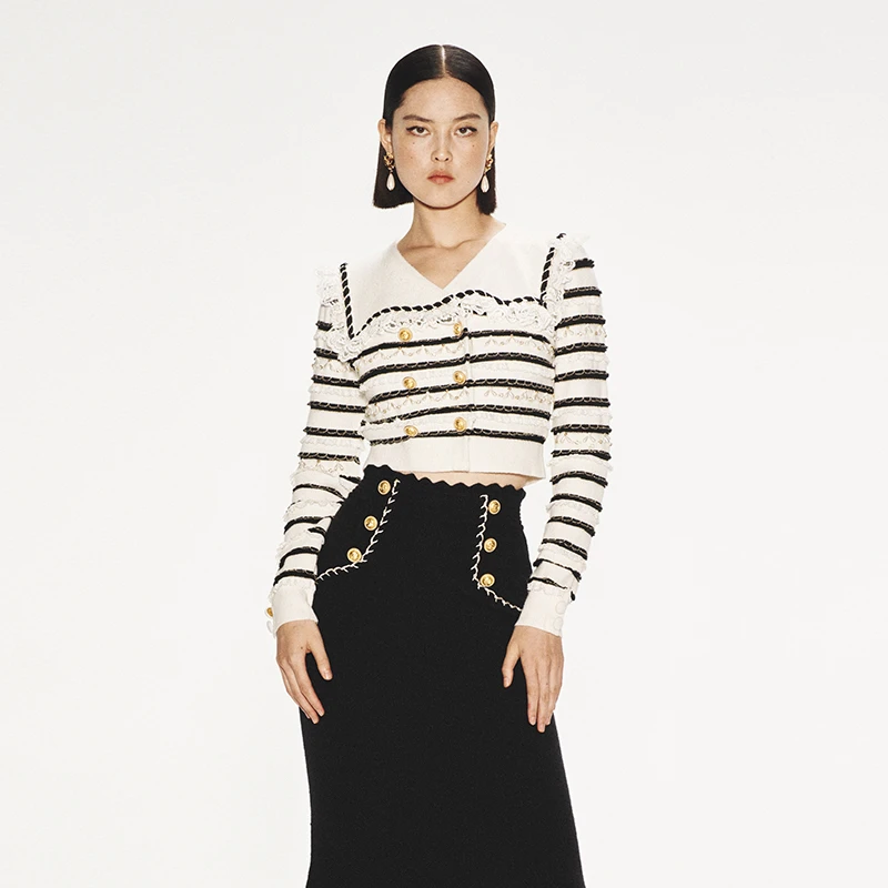 le fame/拉飞姆23年冬季条纹长袖开衫短外套上衣女款LF23D41ZM080