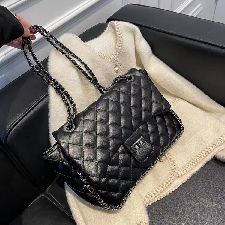 8010黑色（长29厘米高20厘米）时尚百搭包包（无礼盒）