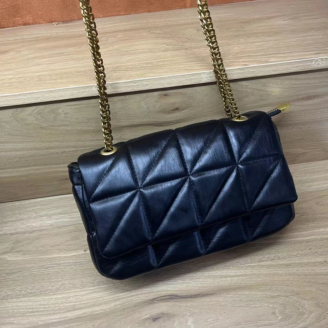 9116黑色（长24厘米高15厘米）时尚百搭包包（无礼盒）