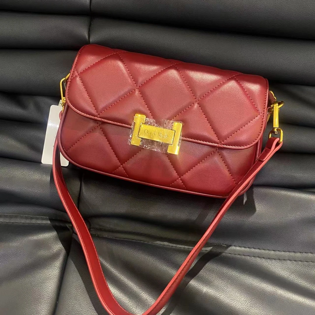 9947红色（宽23厘米高16厘米）时尚百搭女士包包（无礼盒）