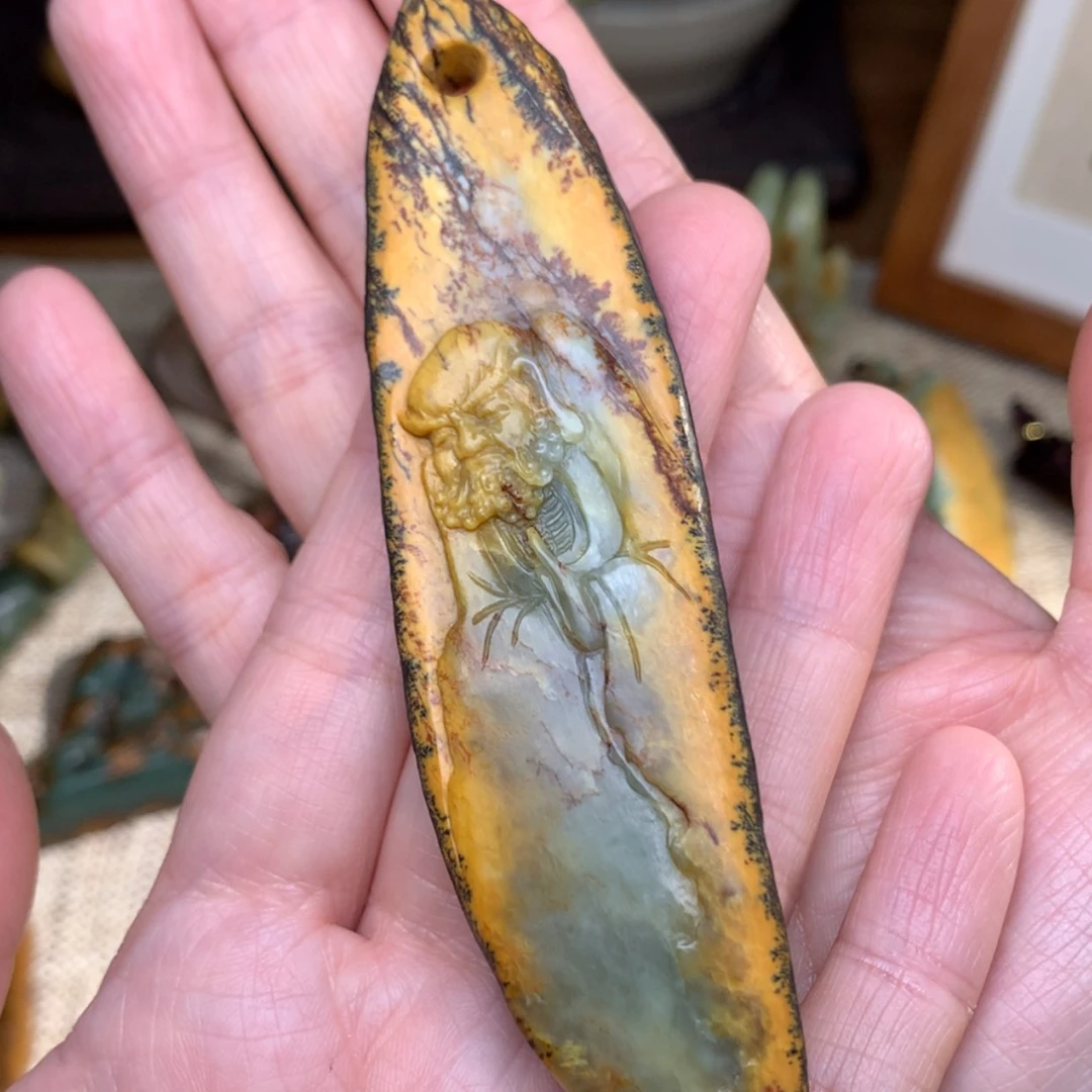 【闪购商品】岫岩河磨玉（透闪石质玉）手把未镶嵌年*