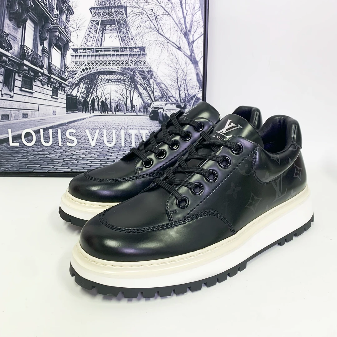 全新未使用 LouisVuitton/路易威登 LV Abbesses黑满印厚底板鞋