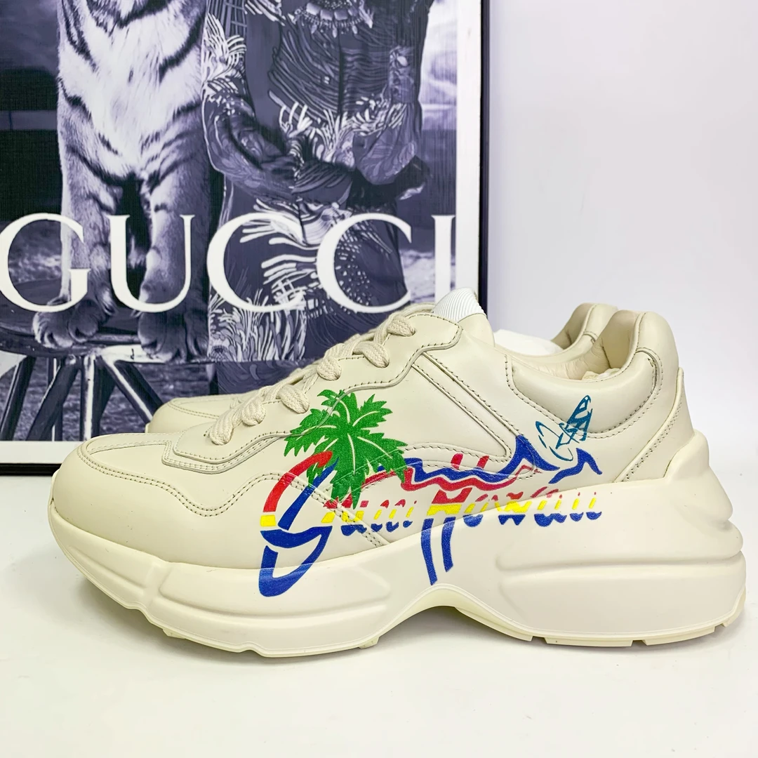全新未使用 GUCCI/古驰 古驰Rhyton系列米色皮面夏威夷logo老爹鞋