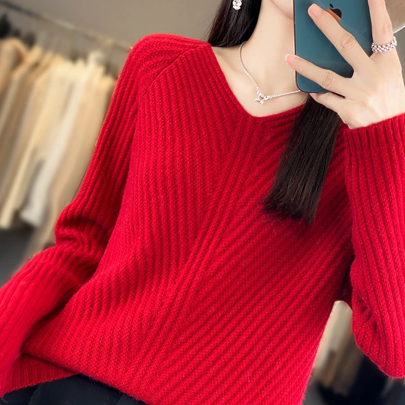 慵懒风23年新款~~100纯羊绒衫V领女士韩版加厚宽松内搭针织打底衫
