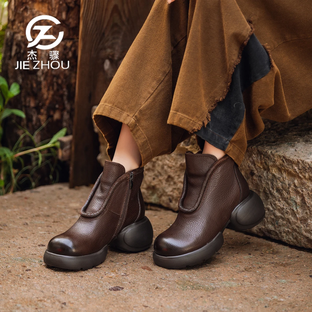 杰骤秋冬款真皮粗跟妈妈短靴女牛皮复古民族风靴子小众设计感单靴