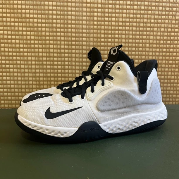 44码 KD5狼灰 市价999 98新