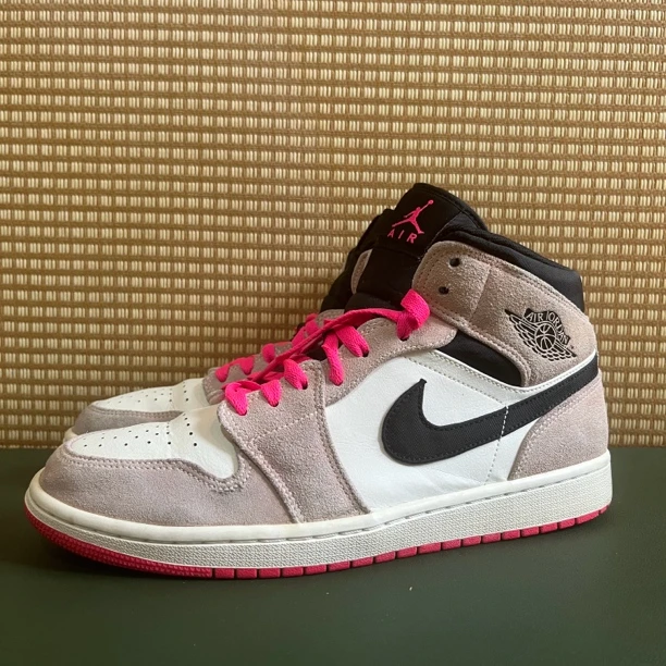 44码aj1轻微穿着痕迹