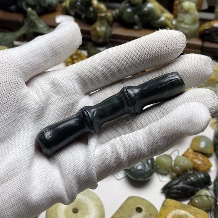 岫岩河磨玉（透闪石质玉）手把未镶嵌W***W