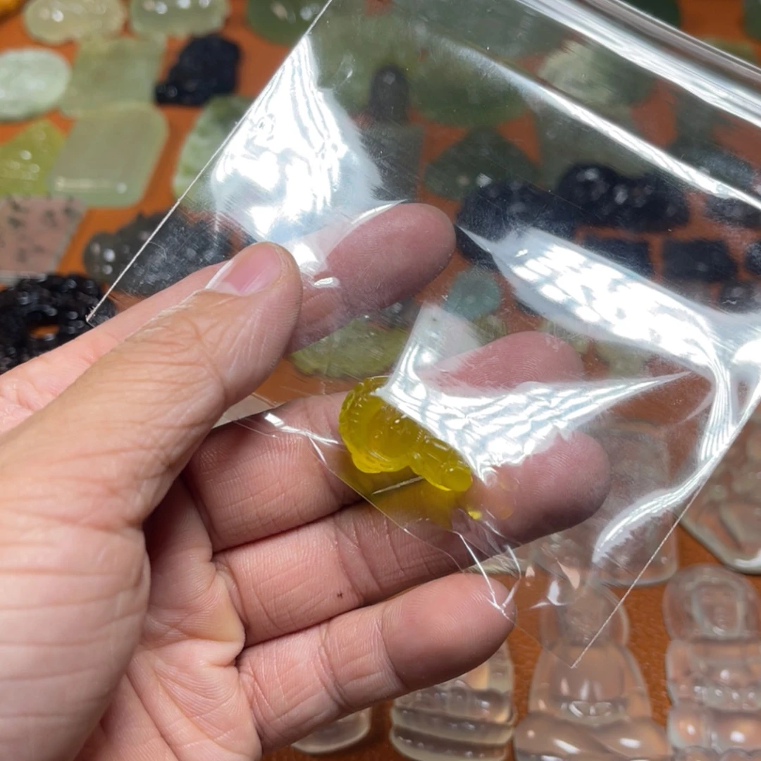 【闪购商品】蛇纹石玉颈饰未镶嵌江*乔巴