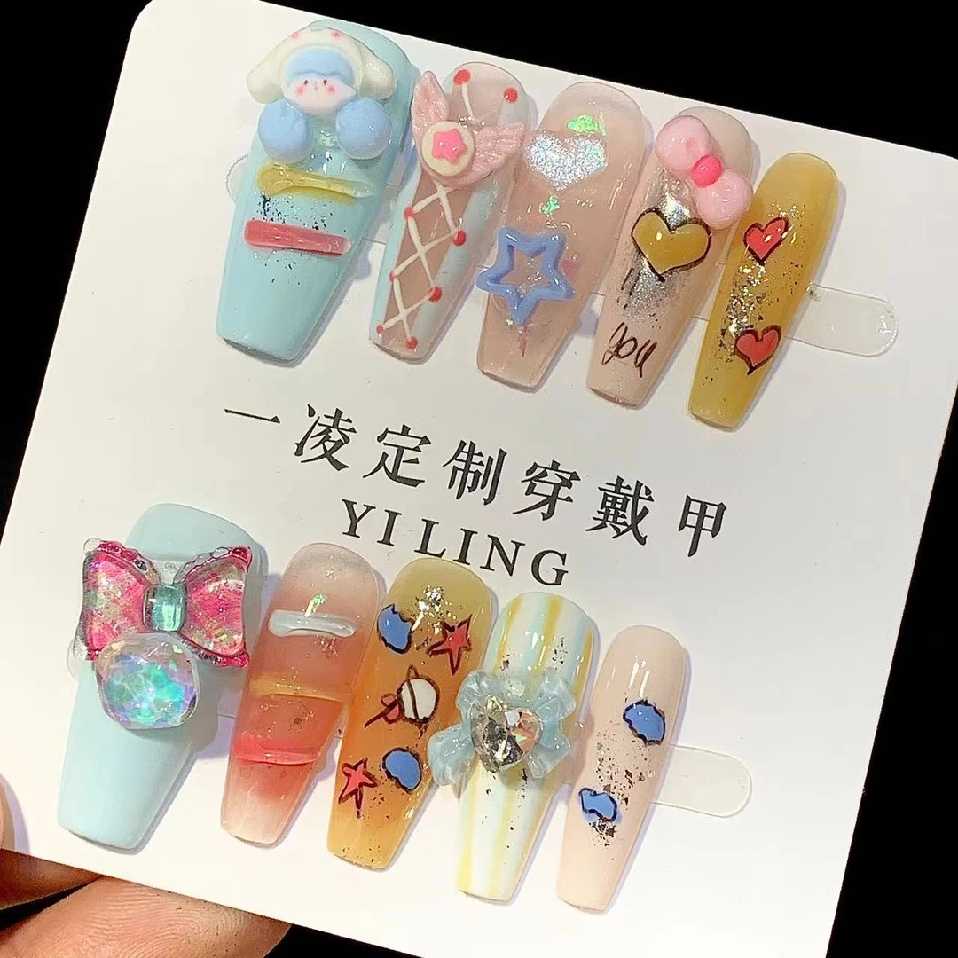 一凌家【幼儿园】------气质手工手绘中长款夏日穿戴甲重工精致可爱